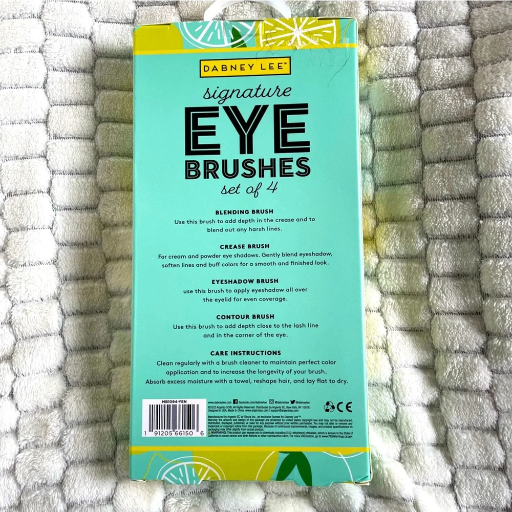 Dabney Lee set eye